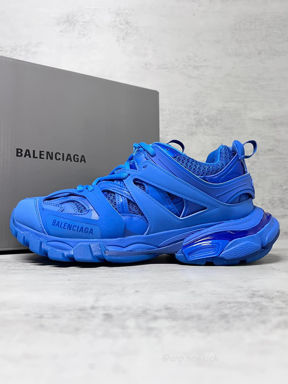 Balenciaga Track Screen Blue 542023 W2la1 4000 (9) - newkick.app